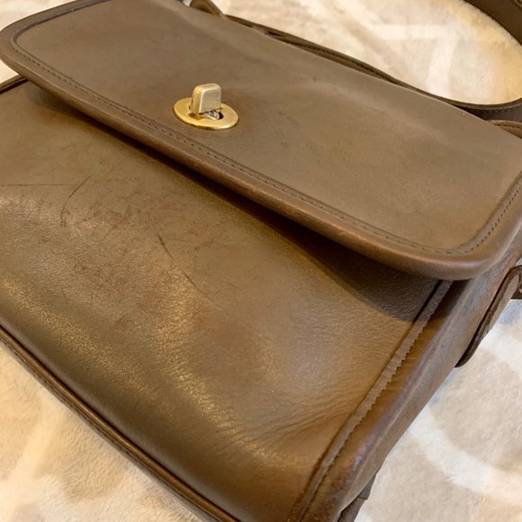 Coach Vintage Court Bag 9870 - Picture 6 of 10